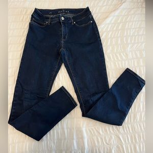 White House Black Market Jegging Jeans